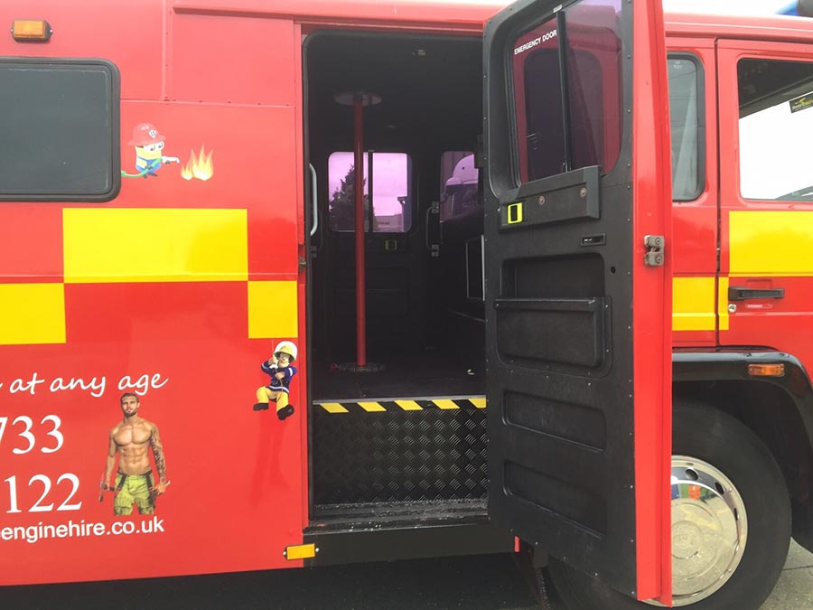 hire-a-fire-engine-parties-stag-hen-do-s-prom-weddings